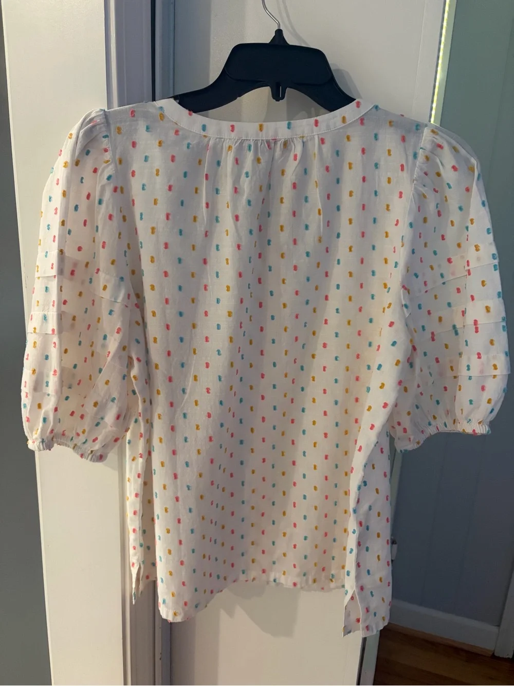 LOFT White Cotton Puff-Sleeve Blouse with Multicolor Dot Print
